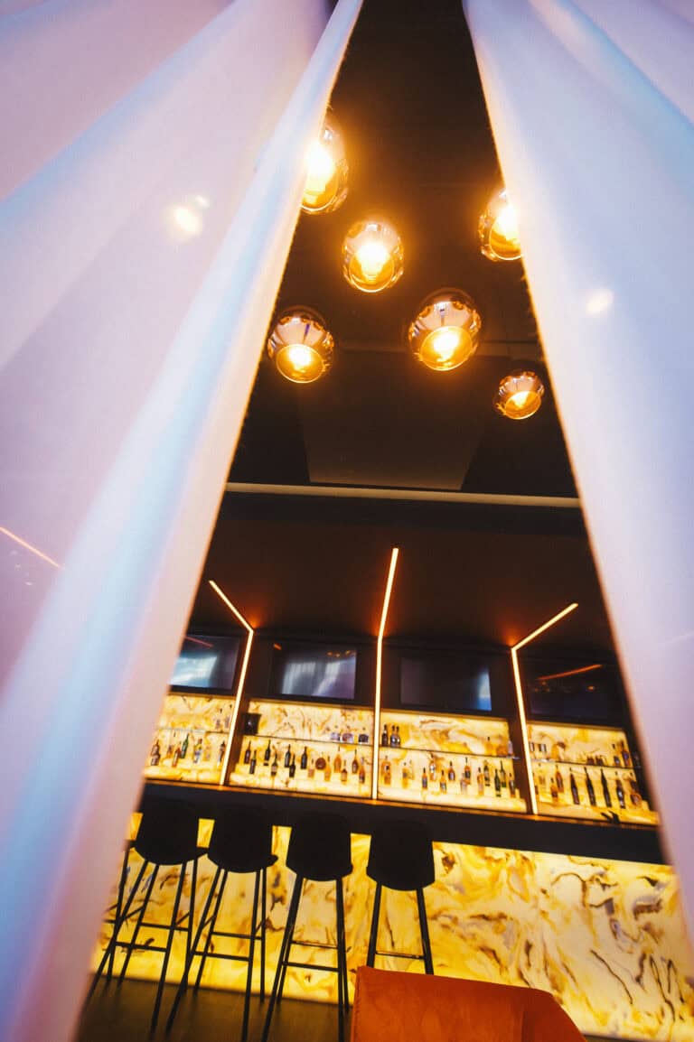 VIP Bar