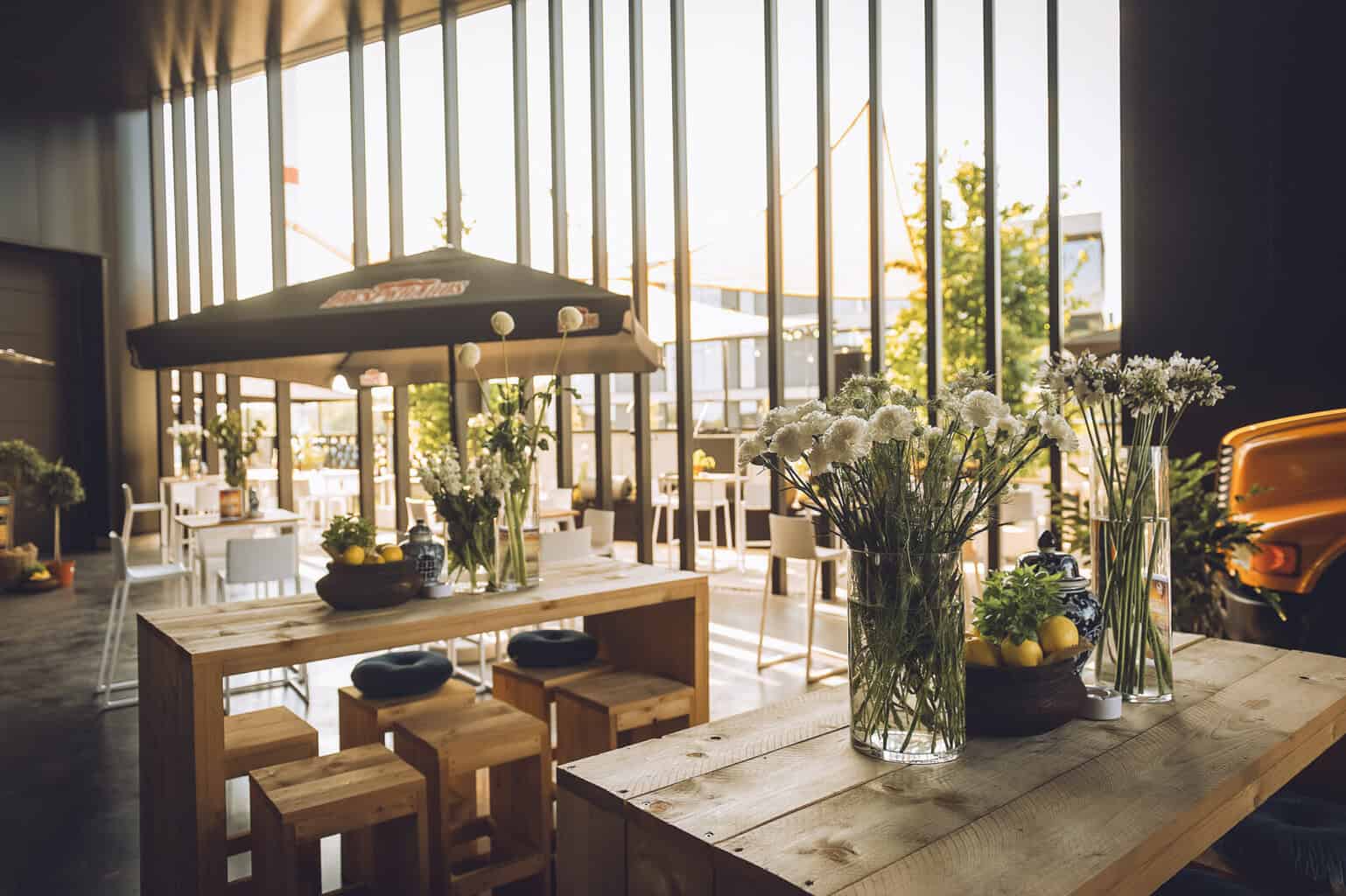 Outdoor spaces - Luifel met aankleding